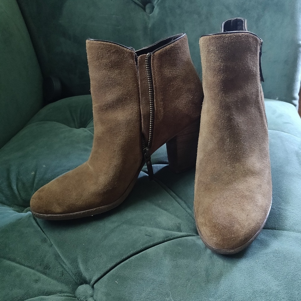 Cole Haan ancle boots